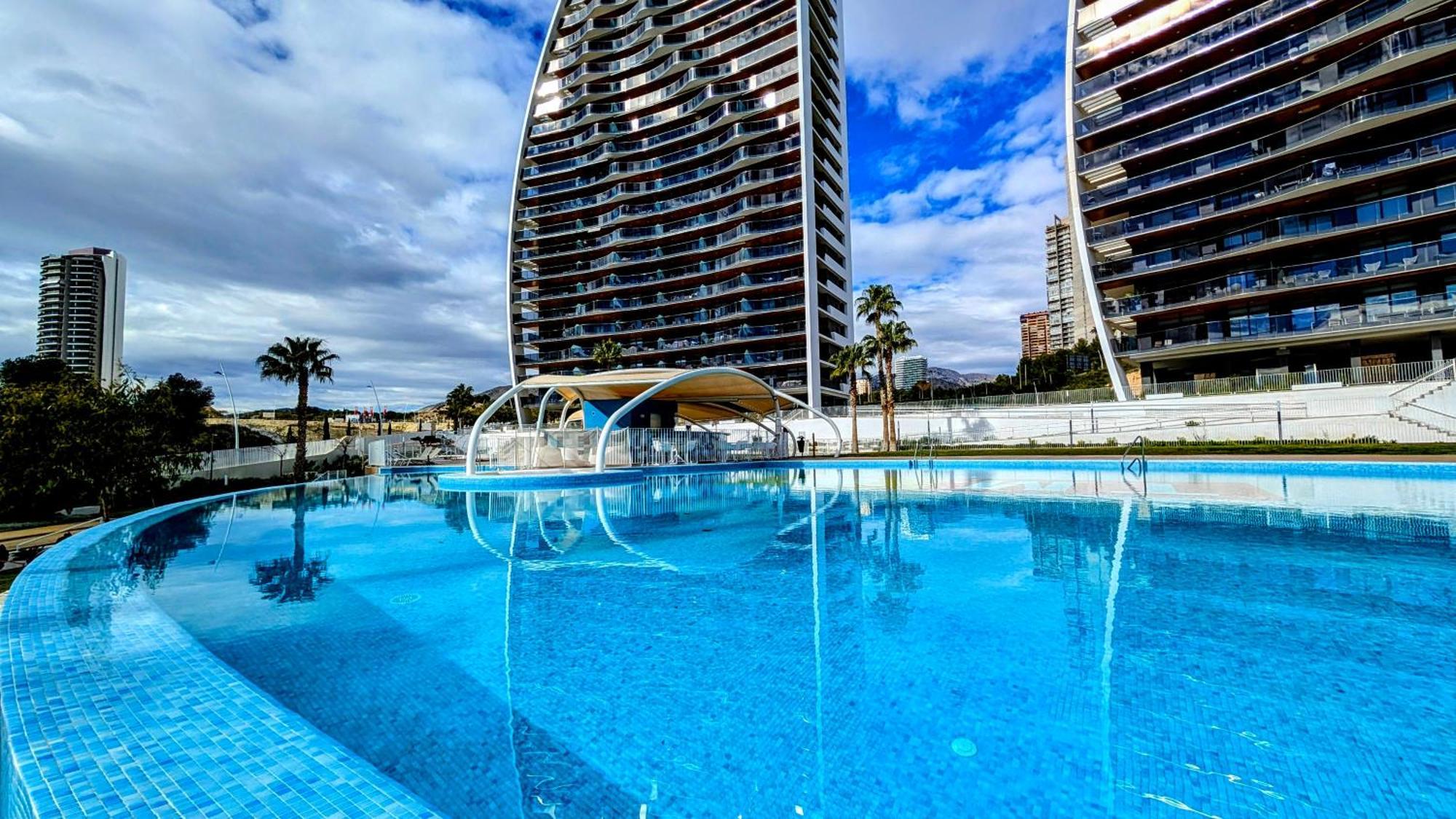 Sunset Waves Relax Apartment Benidorm Buitenkant foto